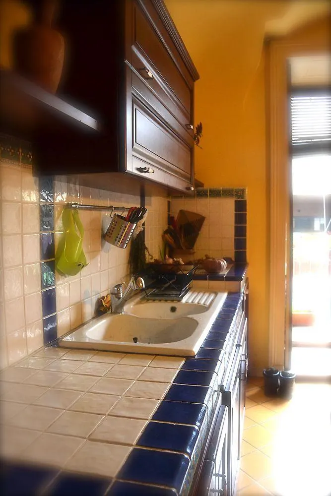 *** Bed & Breakfast Ivana B&B Aeroporto di Catania Fontana Rossa Italia